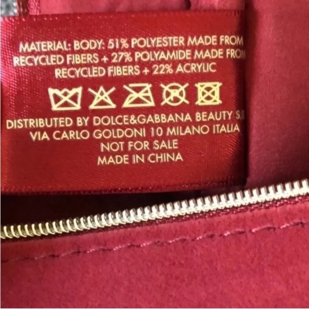 Dolce & Gabbana Rich Red Toiletry Bag - Picture 7 of 7